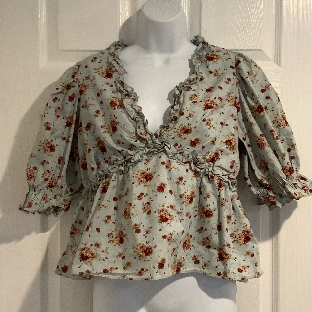 TUCKERNUCK HYACINTH HOUSE 100% Cotton Blue Floral Peplum Cottagecore Rela Top M